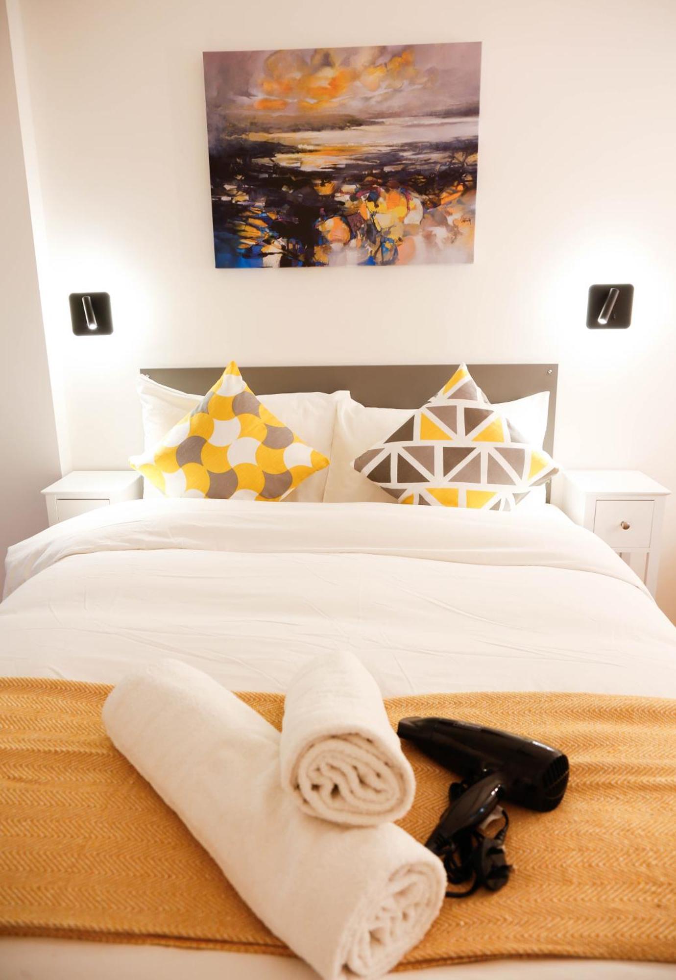 New Luxury Rooms In The Heart Of London Next To Shops, Cafes, Bars & Metro With Shared Bathrooms Kültér fotó