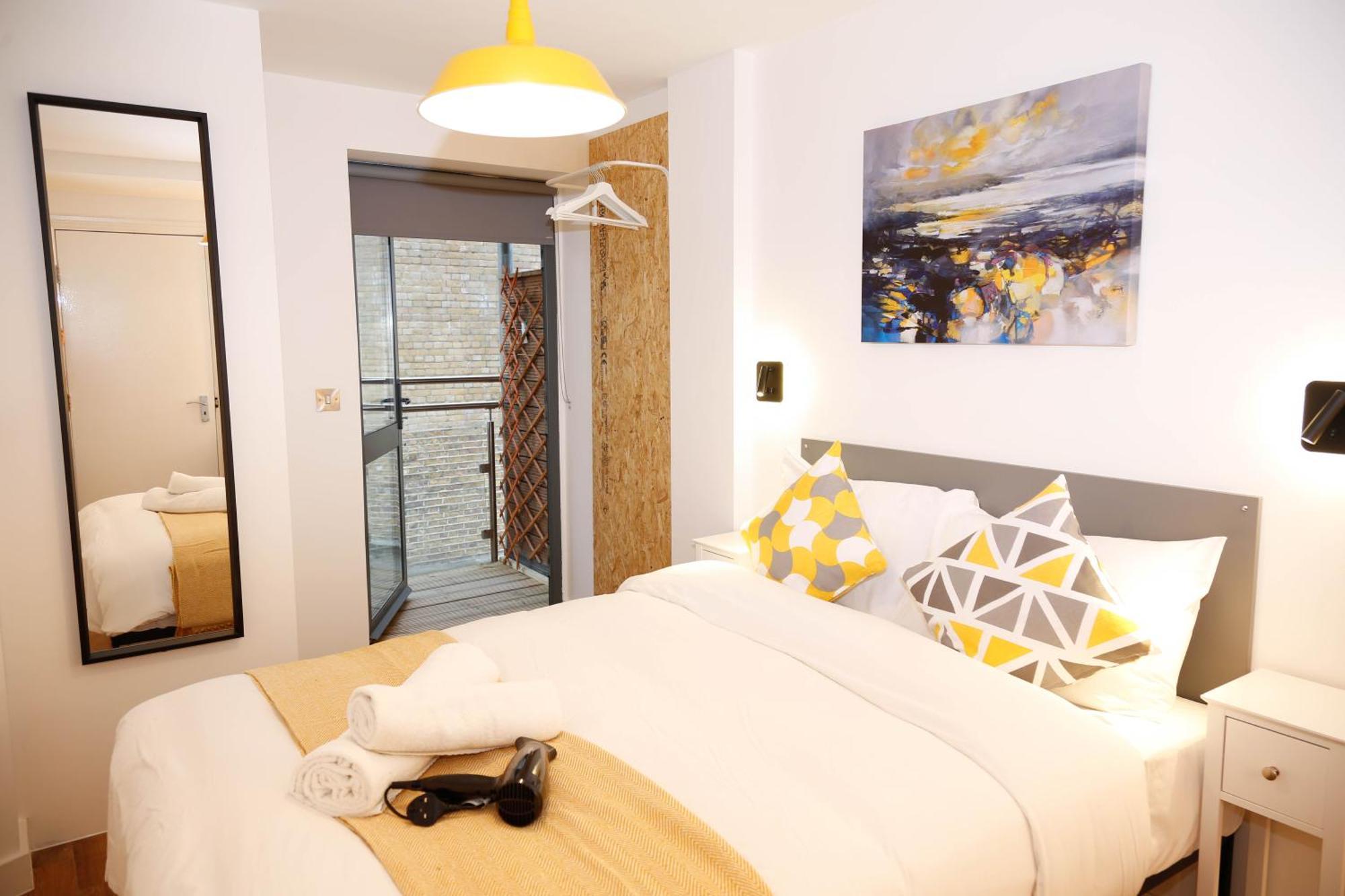 New Luxury Rooms In The Heart Of London Next To Shops, Cafes, Bars & Metro With Shared Bathrooms Kültér fotó