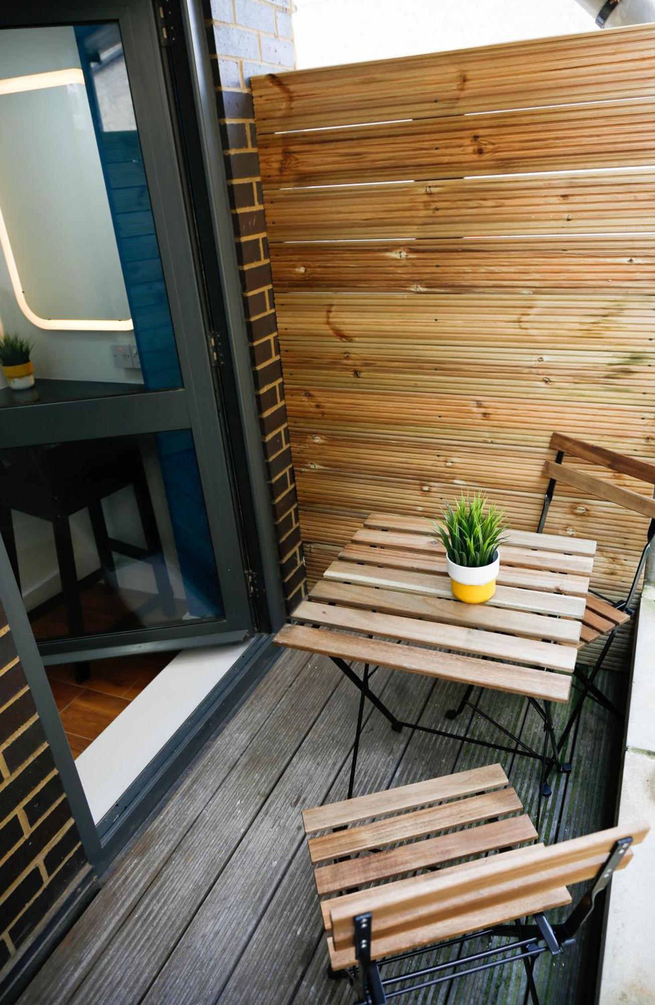 New Luxury Rooms In The Heart Of London Next To Shops, Cafes, Bars & Metro With Shared Bathrooms Kültér fotó